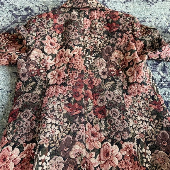 Women’s Vintage Jacquard Embroidered Florals Size 6P Blazer Jacket W/Pockets - Picture 8 of 9